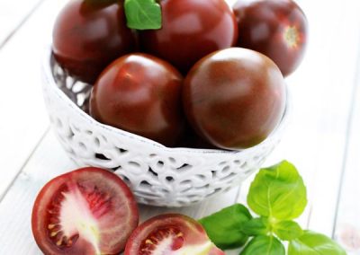 Heirloom Tomato ‘Black Cherry’ (Lycopersicon esculentum)